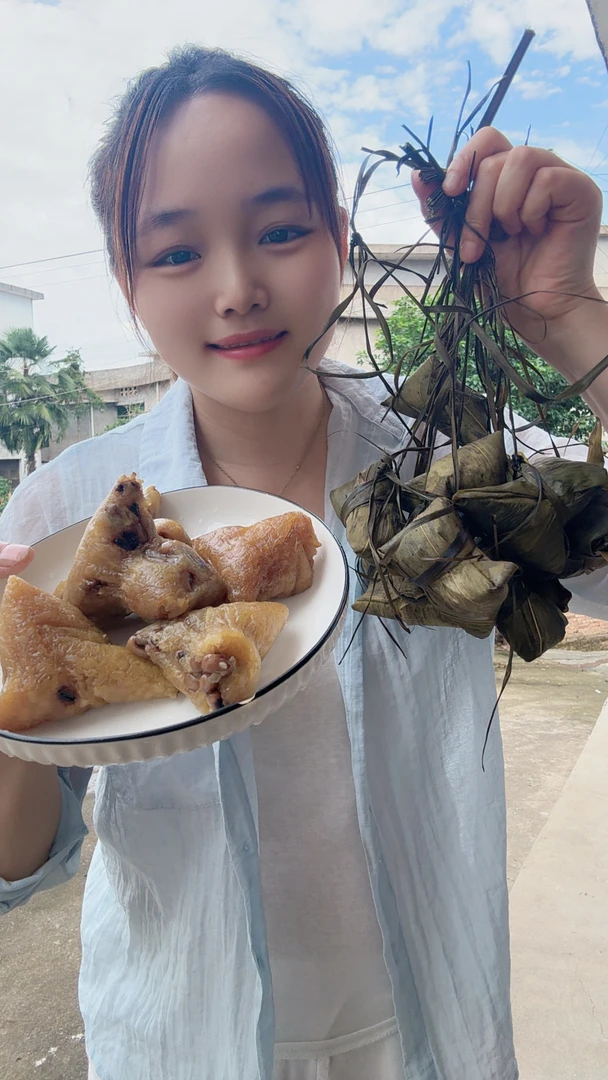 {文文专属}江西宜春粽子万载手工粽子真空包装农家手工新鲜糯米粽