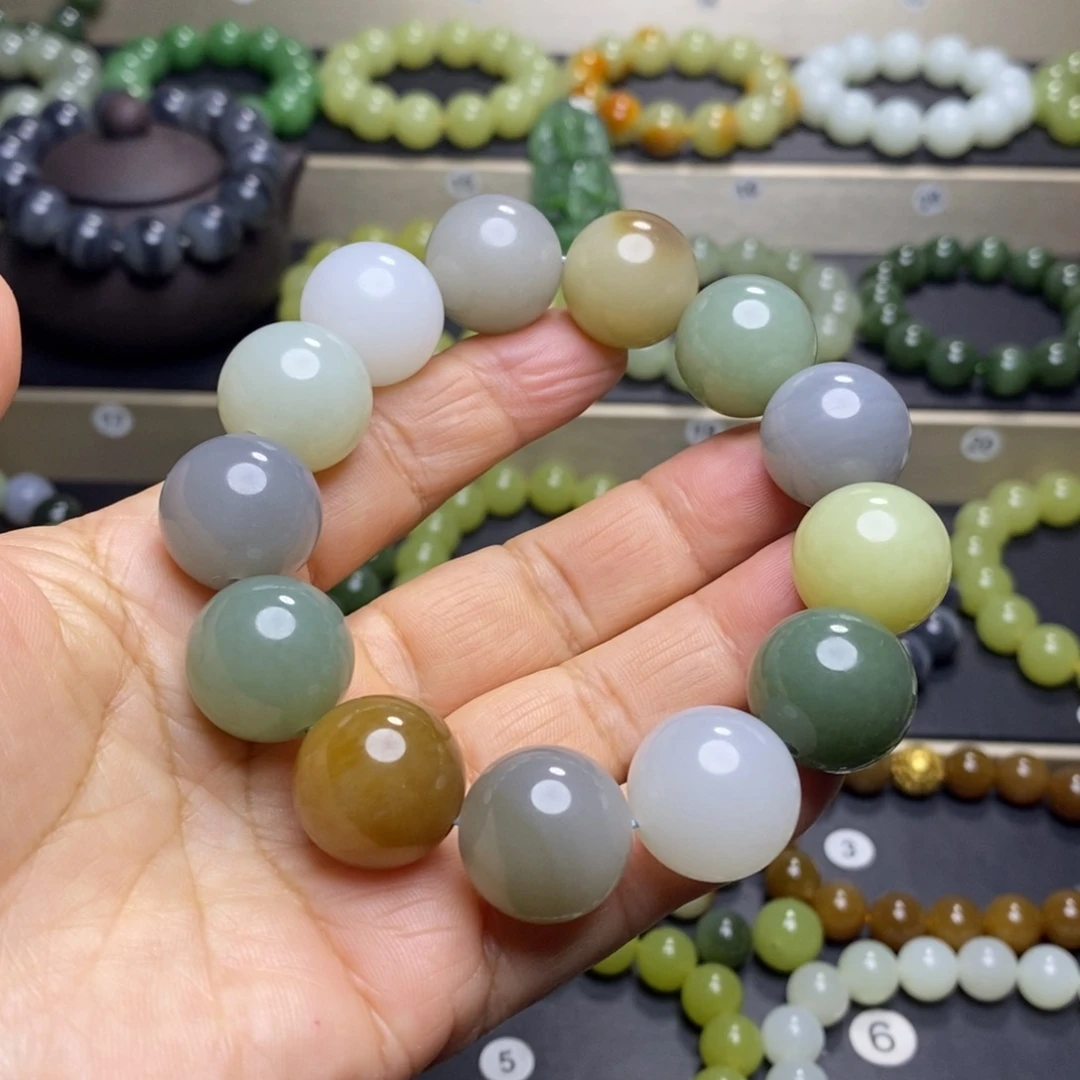 和田玉未镶嵌手串