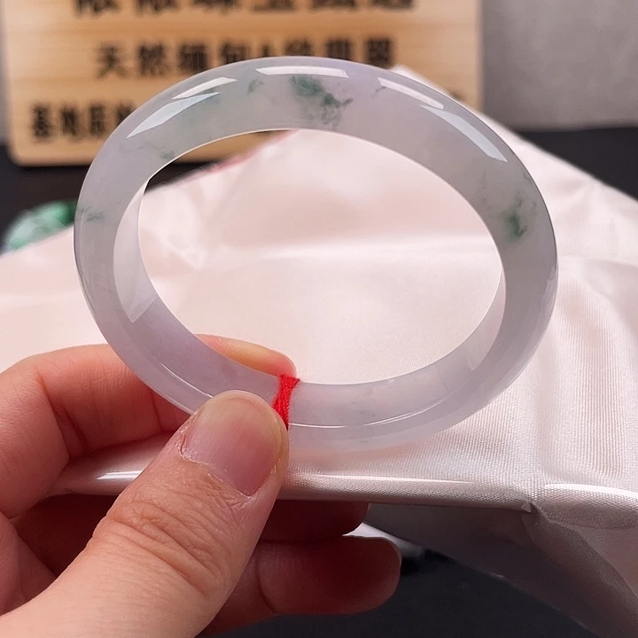 未镶嵌手镯翡翠贵的14