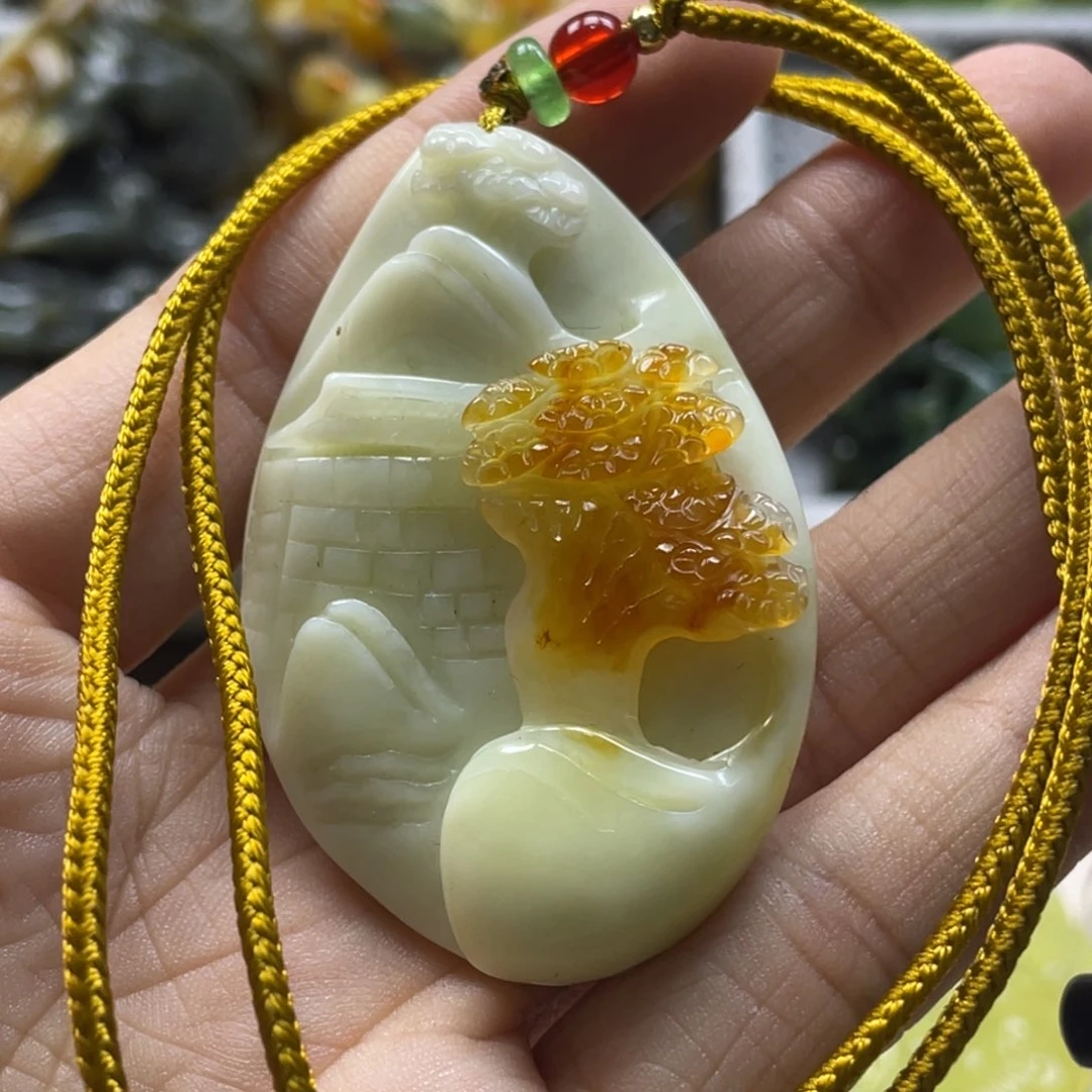 蛇纹石玉颈饰未镶嵌