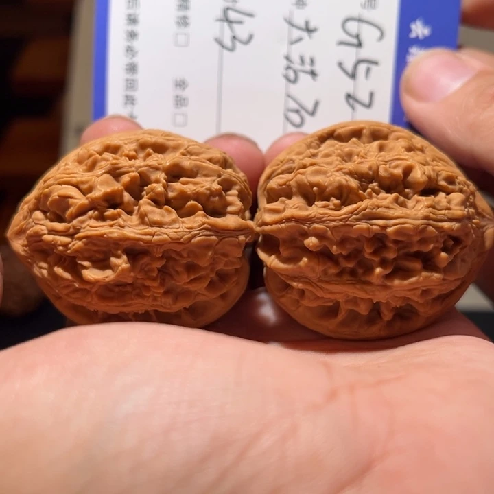 文玩核桃吊坠文玩