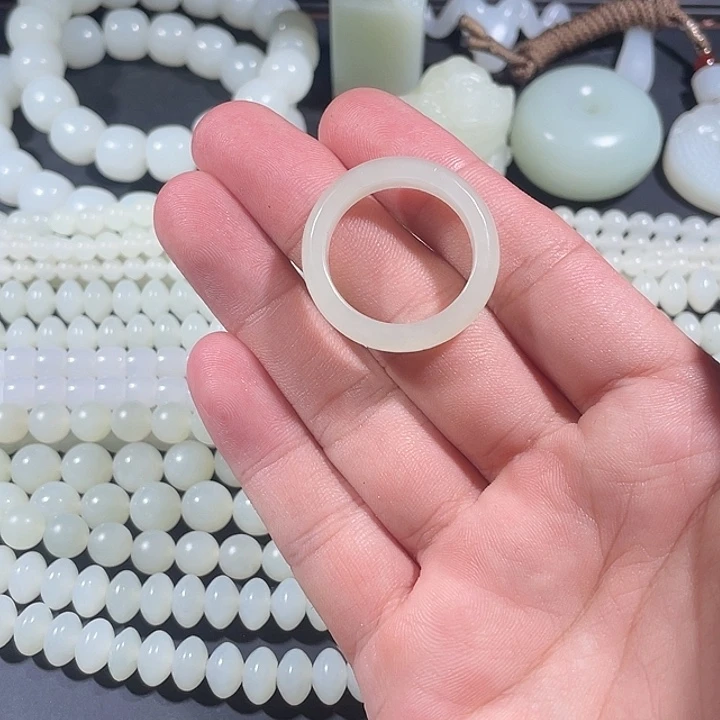 和田玉未镶嵌吊坠(不含链)戒指