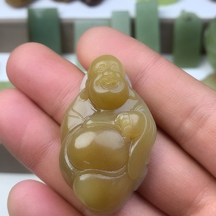 和田玉（糖玉）未镶嵌颈饰