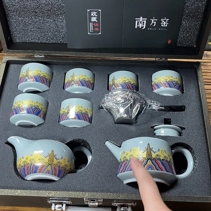 孤品茶具套装等。