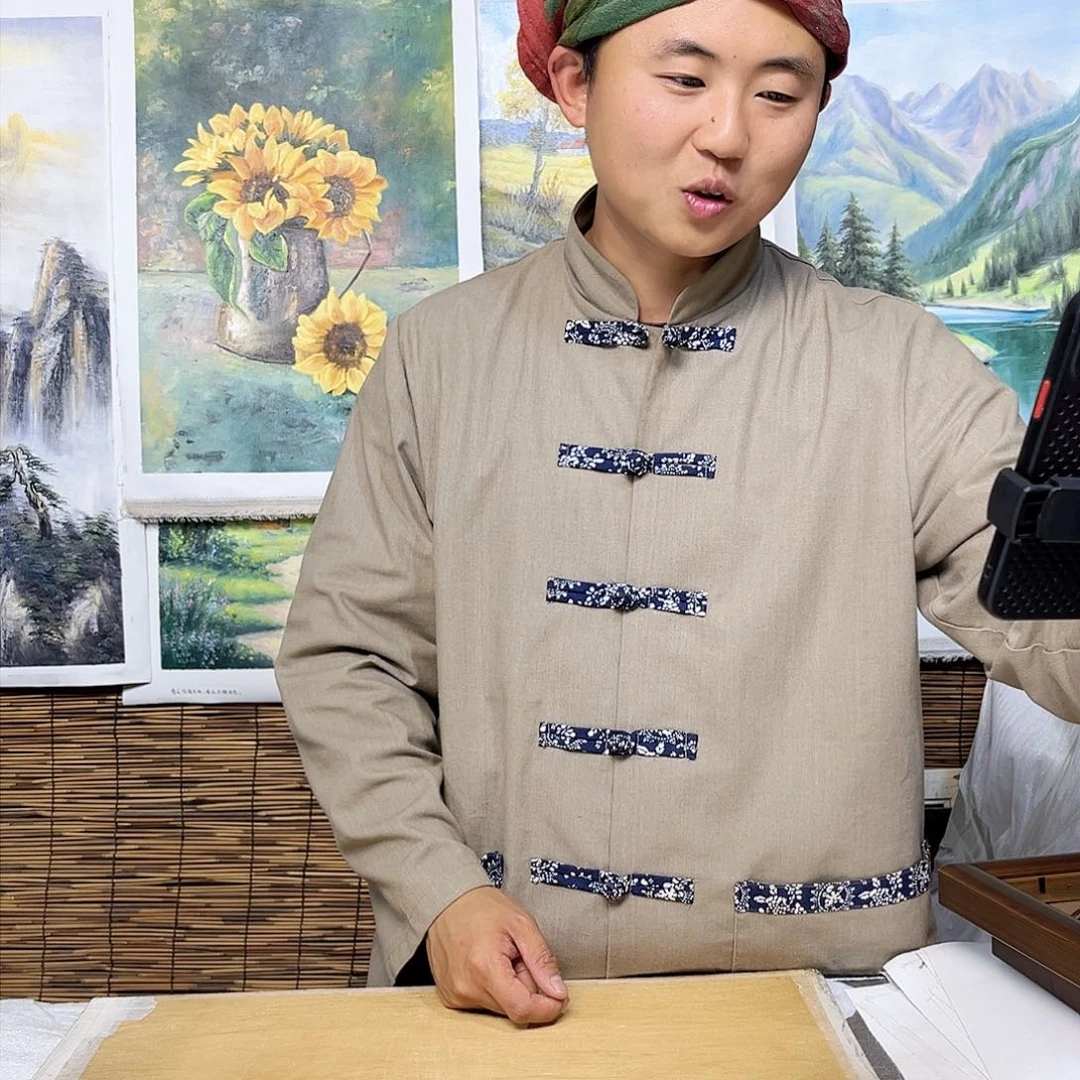 油画斯***斯行路人小院绘画作品竞拍