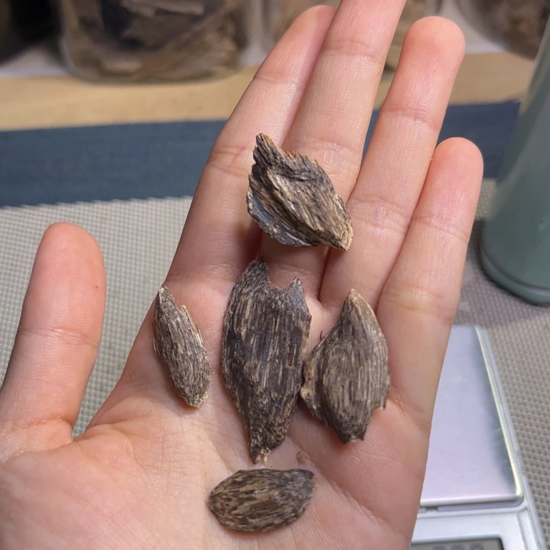 香料广东中山红油奇楠泡1.4克