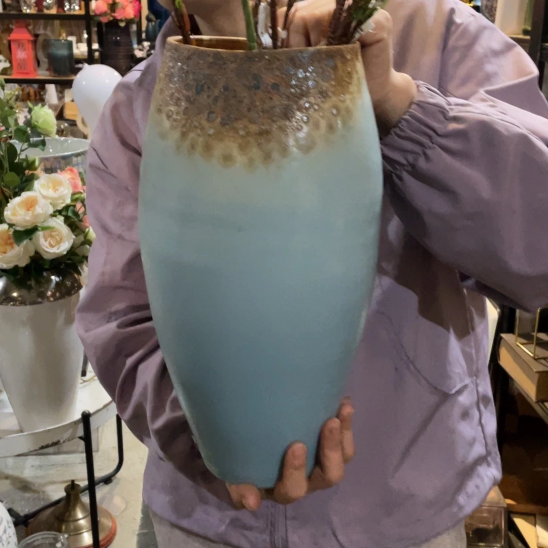 陶瓷花瓶，部分微瑕