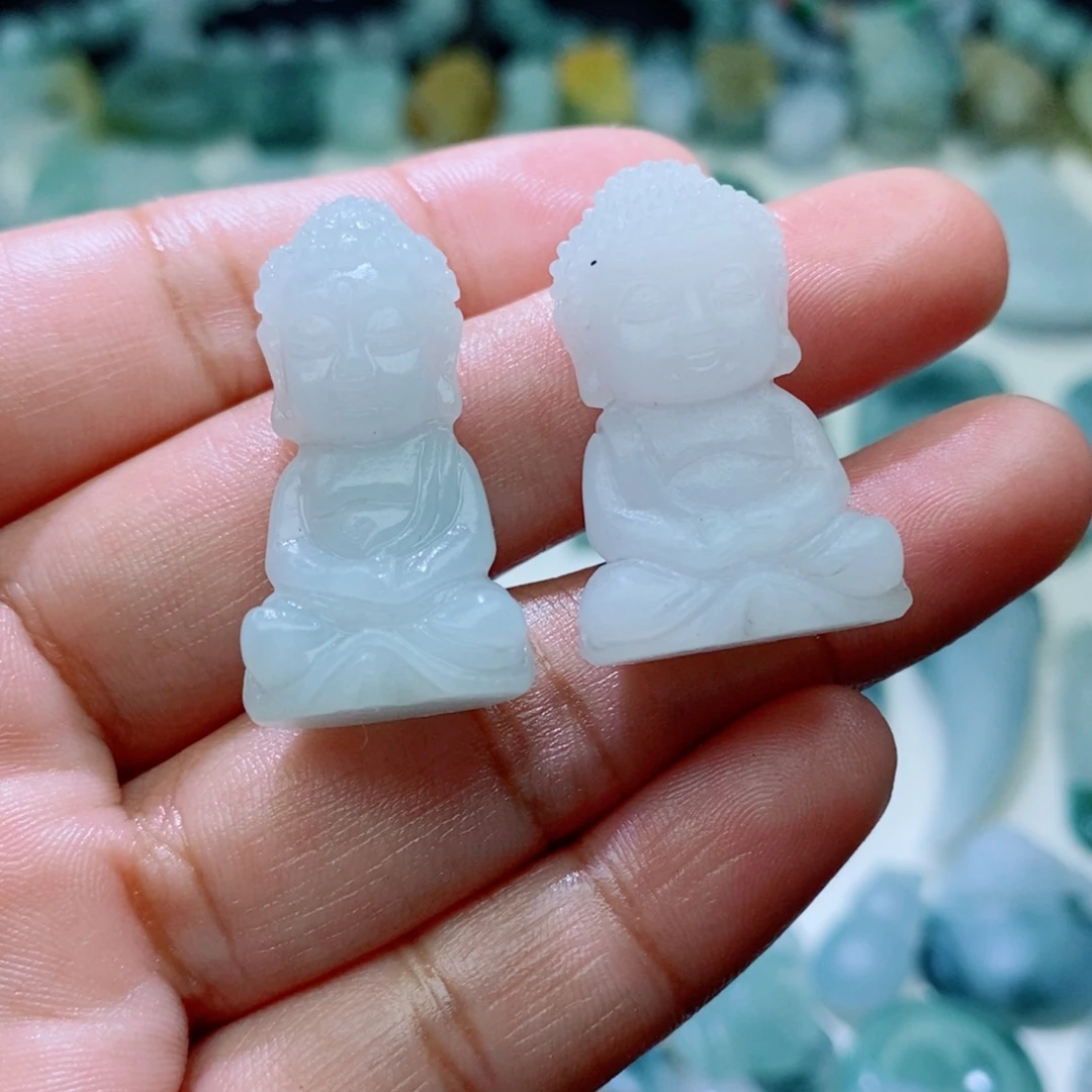 未镶嵌定制翡翠毛货抛光