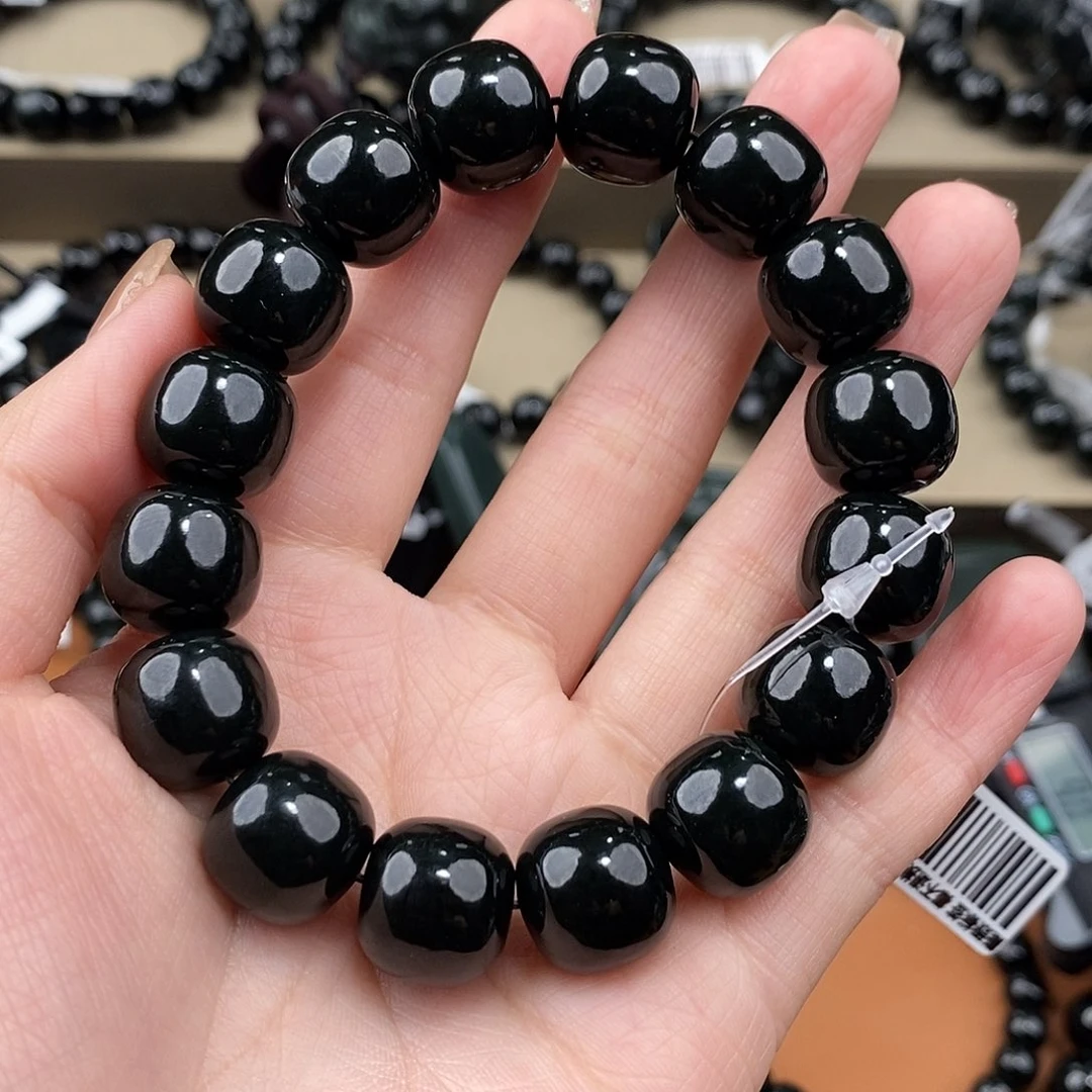 中***音和田玉未镶嵌手链