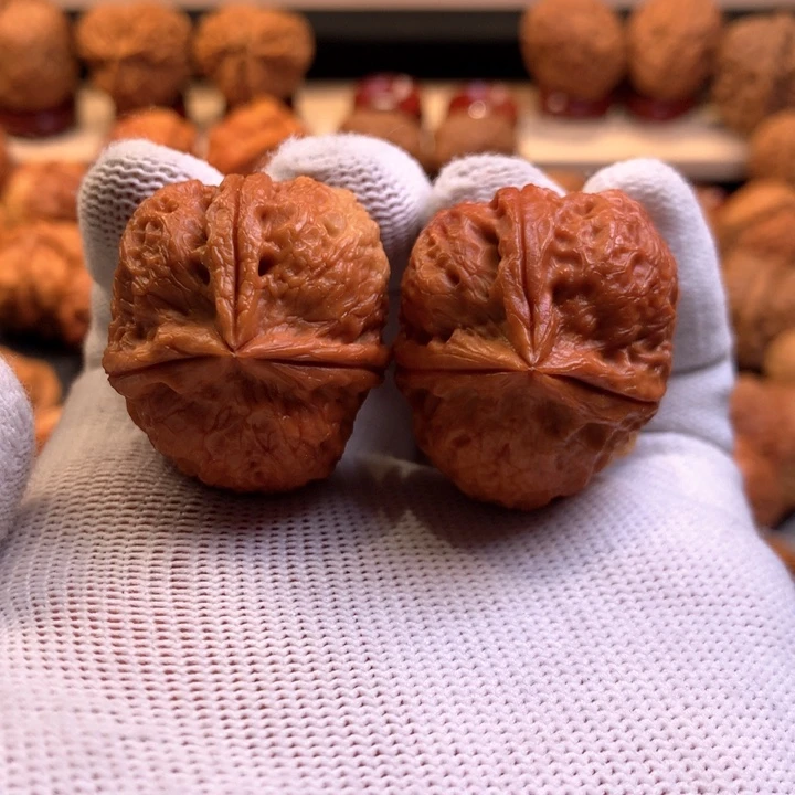 文玩核桃吊坠32…….