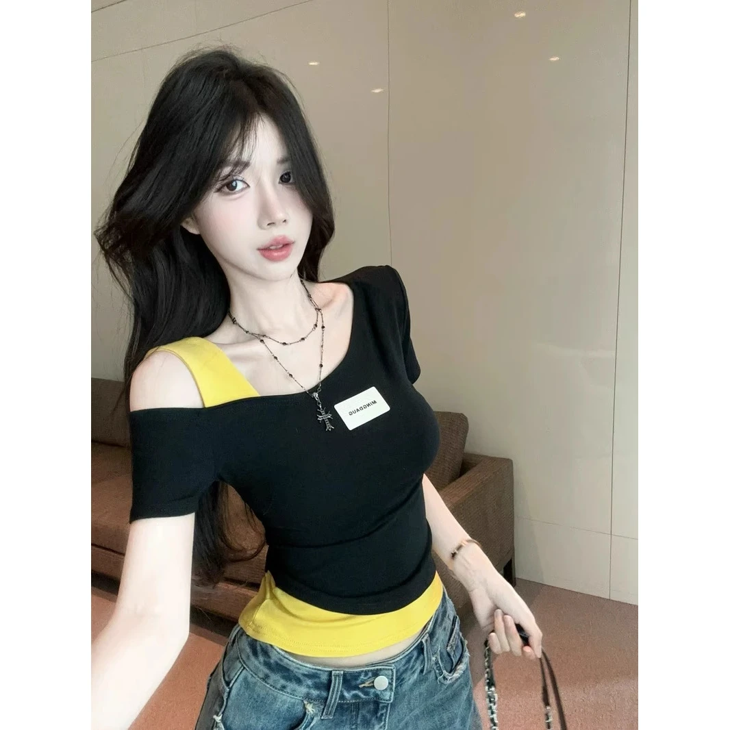 2025撞色拼接假两件斜肩短袖T恤女夏季辣妹修身百搭显瘦别致上衣