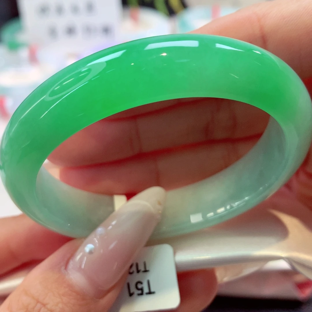 未镶嵌手镯（贵妃镯）翡翠贵妃42号66