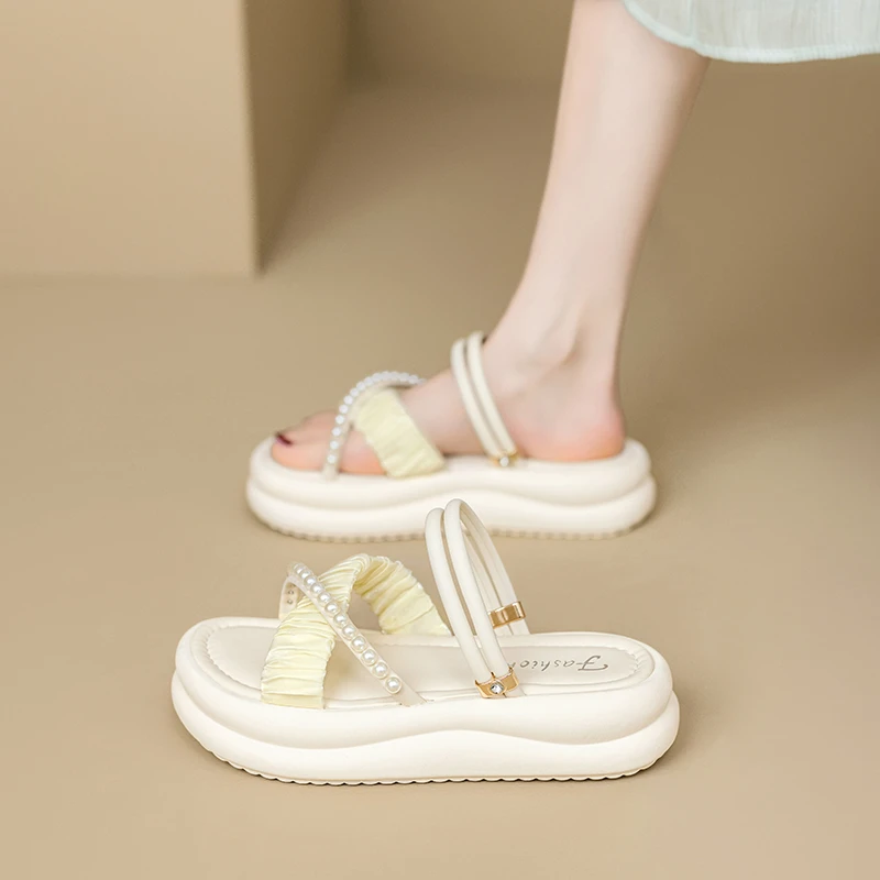 凉拖鞋女款2025新款夏季外穿厚底软底二合一两穿一字带配裙子女鞋