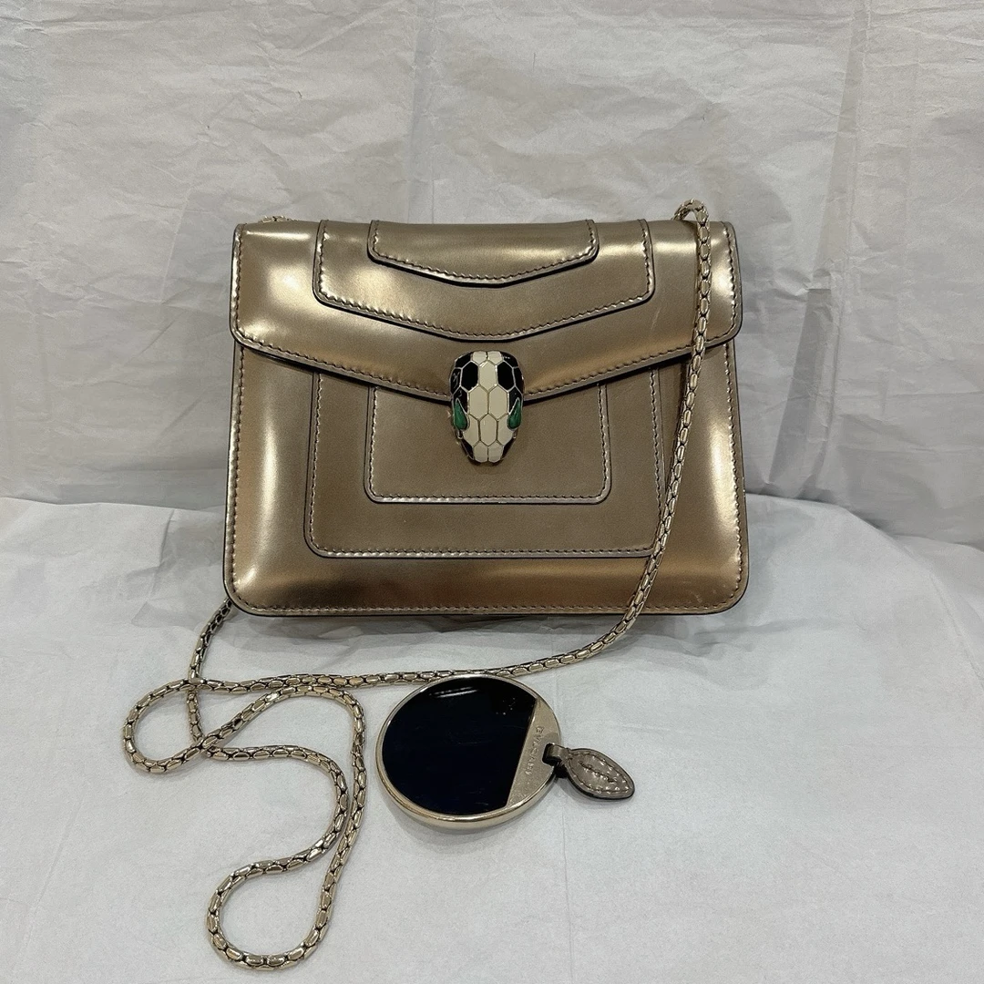 95新 BVLGARI/宝格丽 宝格丽 金色漆皮竖版蛇头翻盖链条包 000