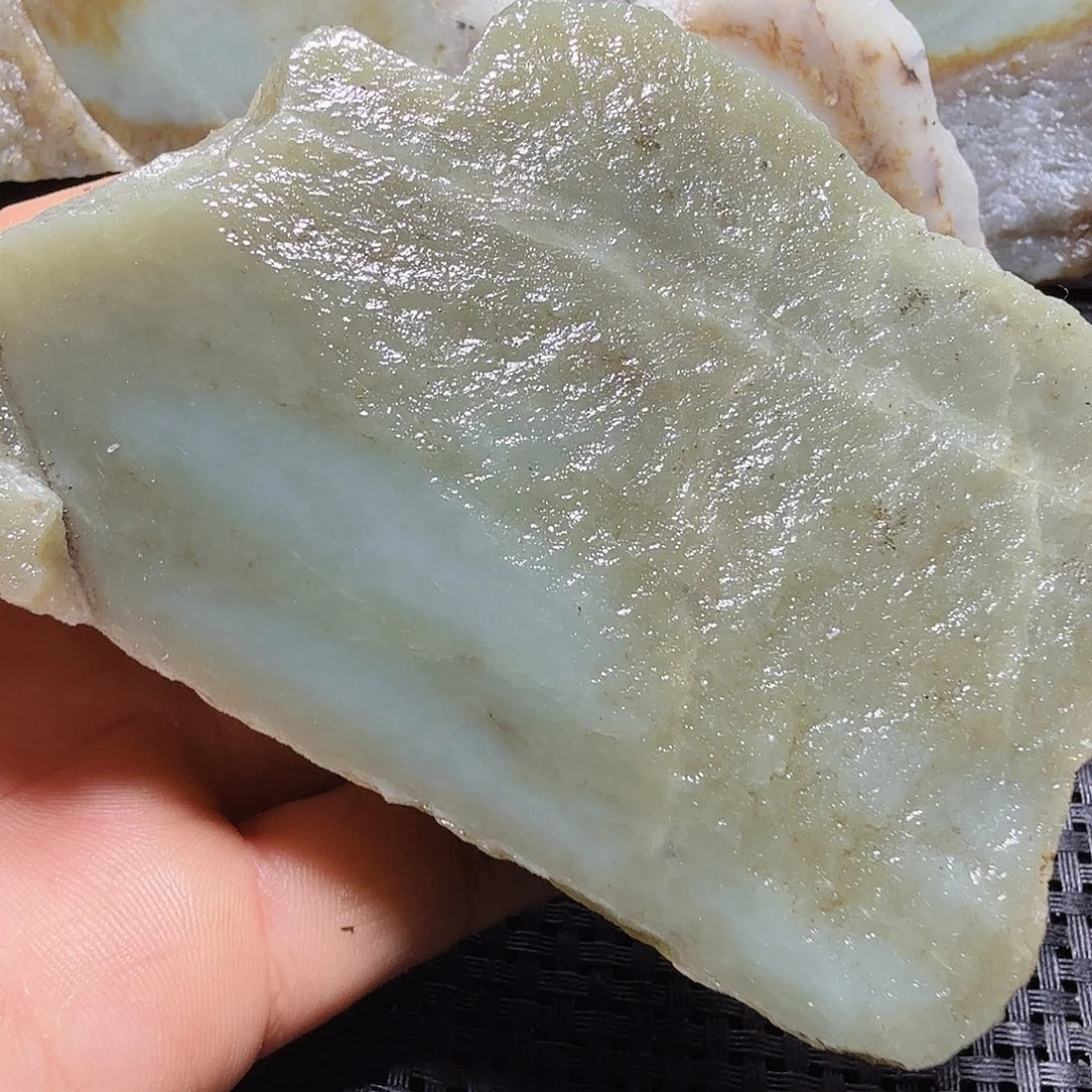 和田玉（糖玉）未镶嵌珠宝半成品