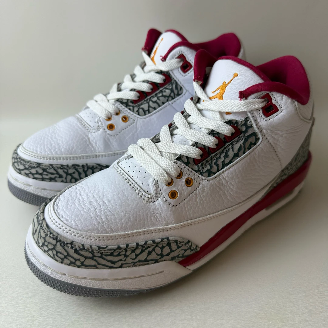 40码 AJ3白酒红 公价1499 篮球鞋编号6489 二手不退换