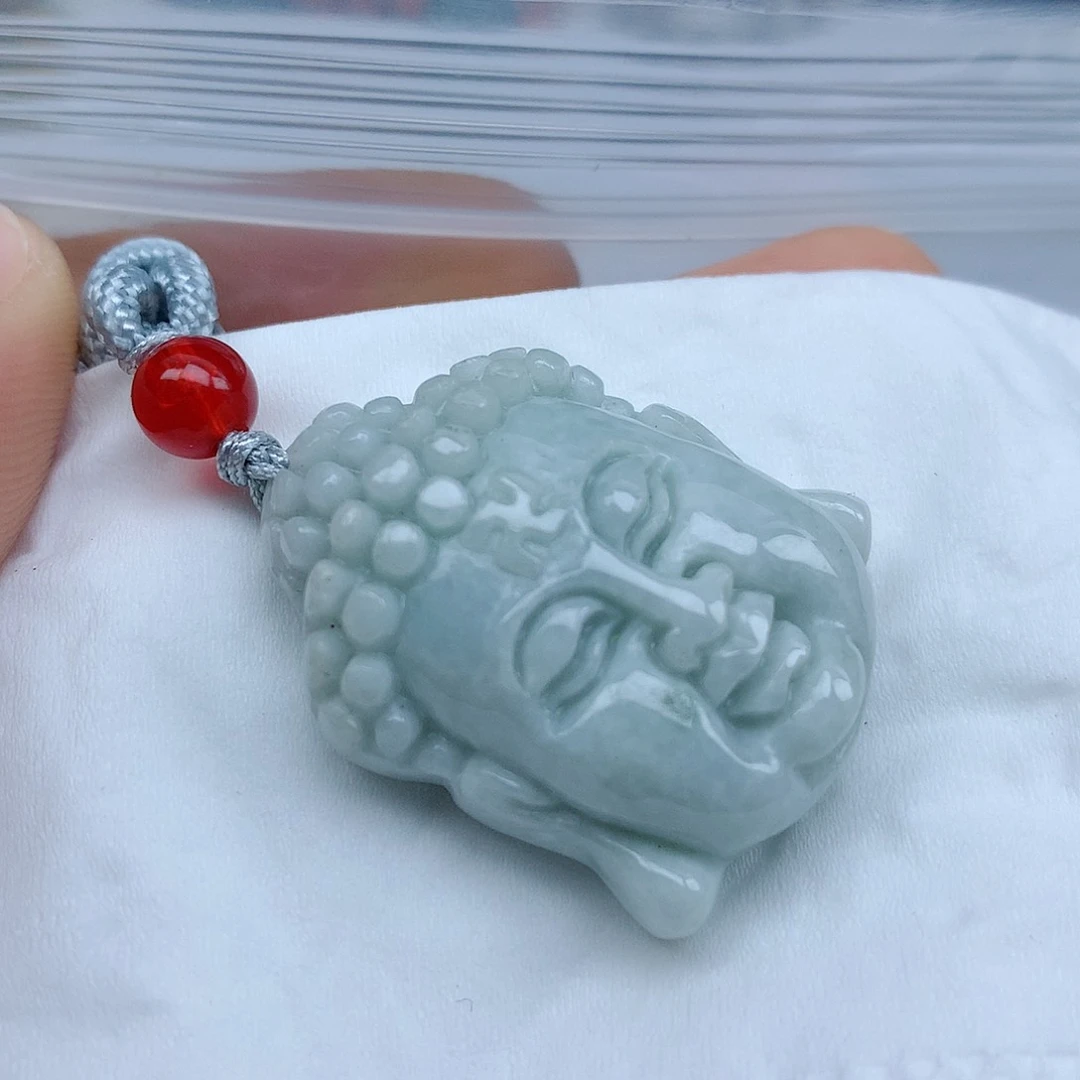 翡翠颈饰未镶嵌手串