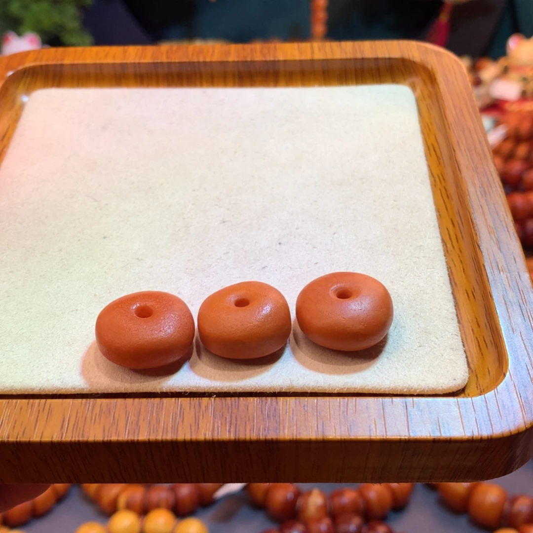 【闪购商品】蜜蜡手串未镶嵌?****?蜜蜡手串