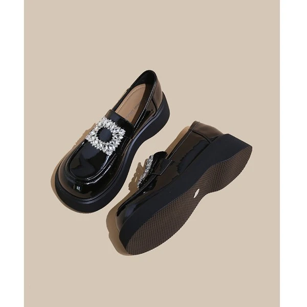 漆皮厚底乐福鞋女真皮单鞋秋季新款水钻方扣英伦风增高小皮鞋