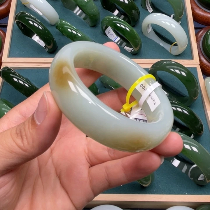 未镶嵌手镯和田玉5657