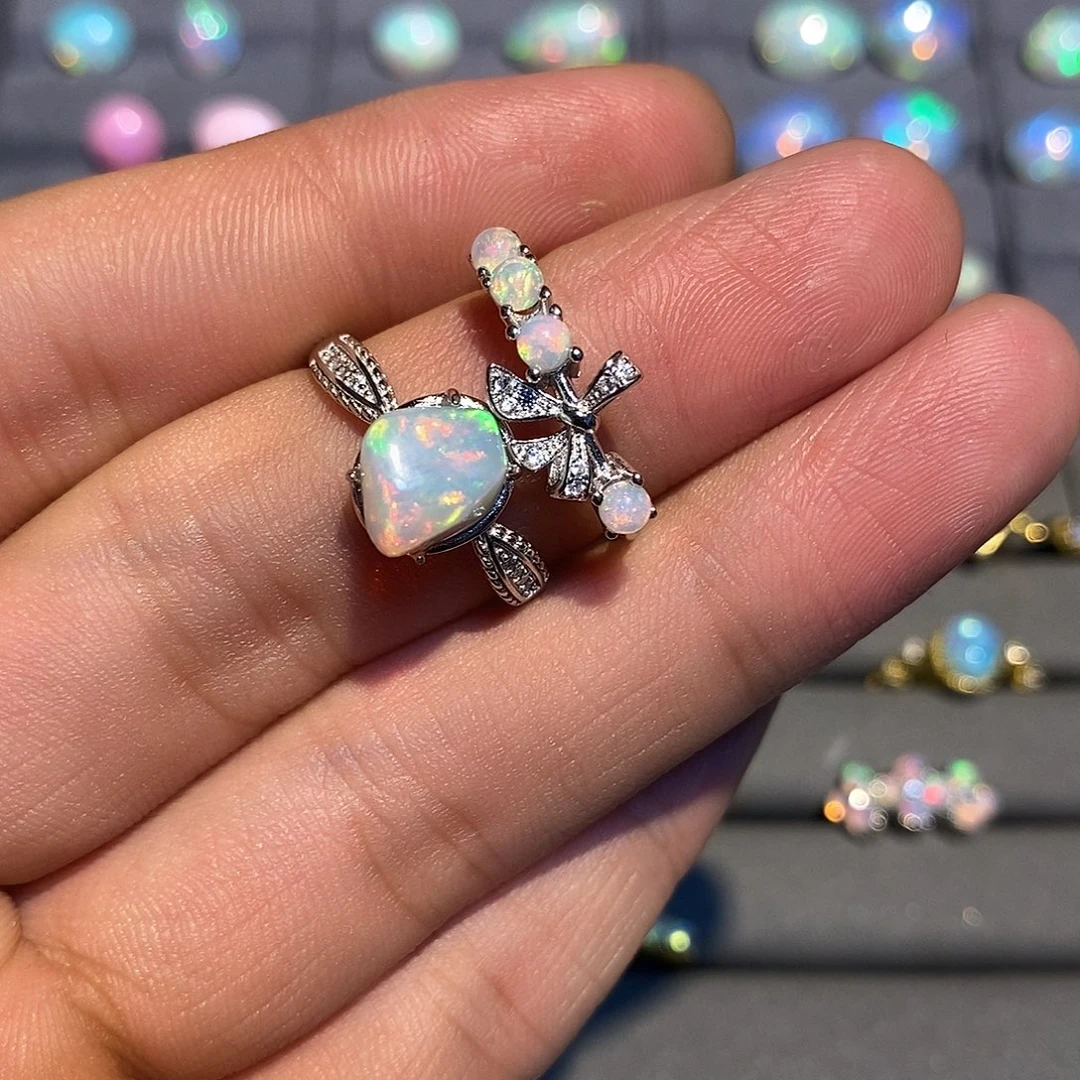 欧泊欧泊戒指银S925镶嵌懒*_