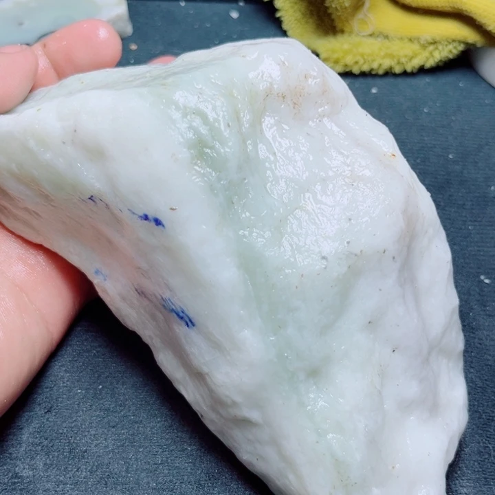 和田玉（白玉）未镶嵌珠宝奇石