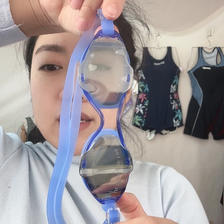 微瑕蓝色眼睛不规则