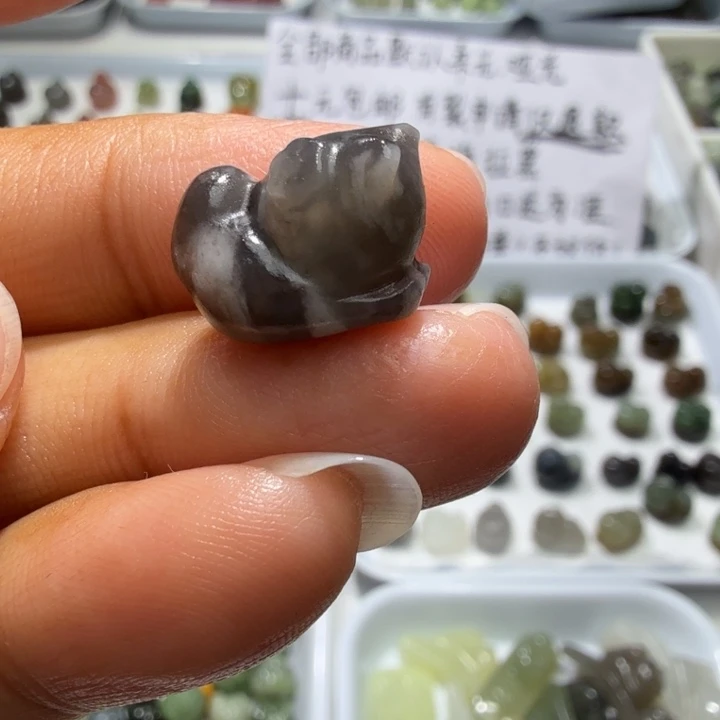 和田玉未镶嵌珠宝奇石