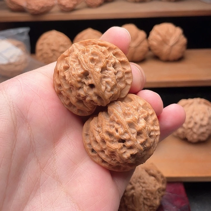 吊坠文玩核桃39全品毕业红皮苹果园