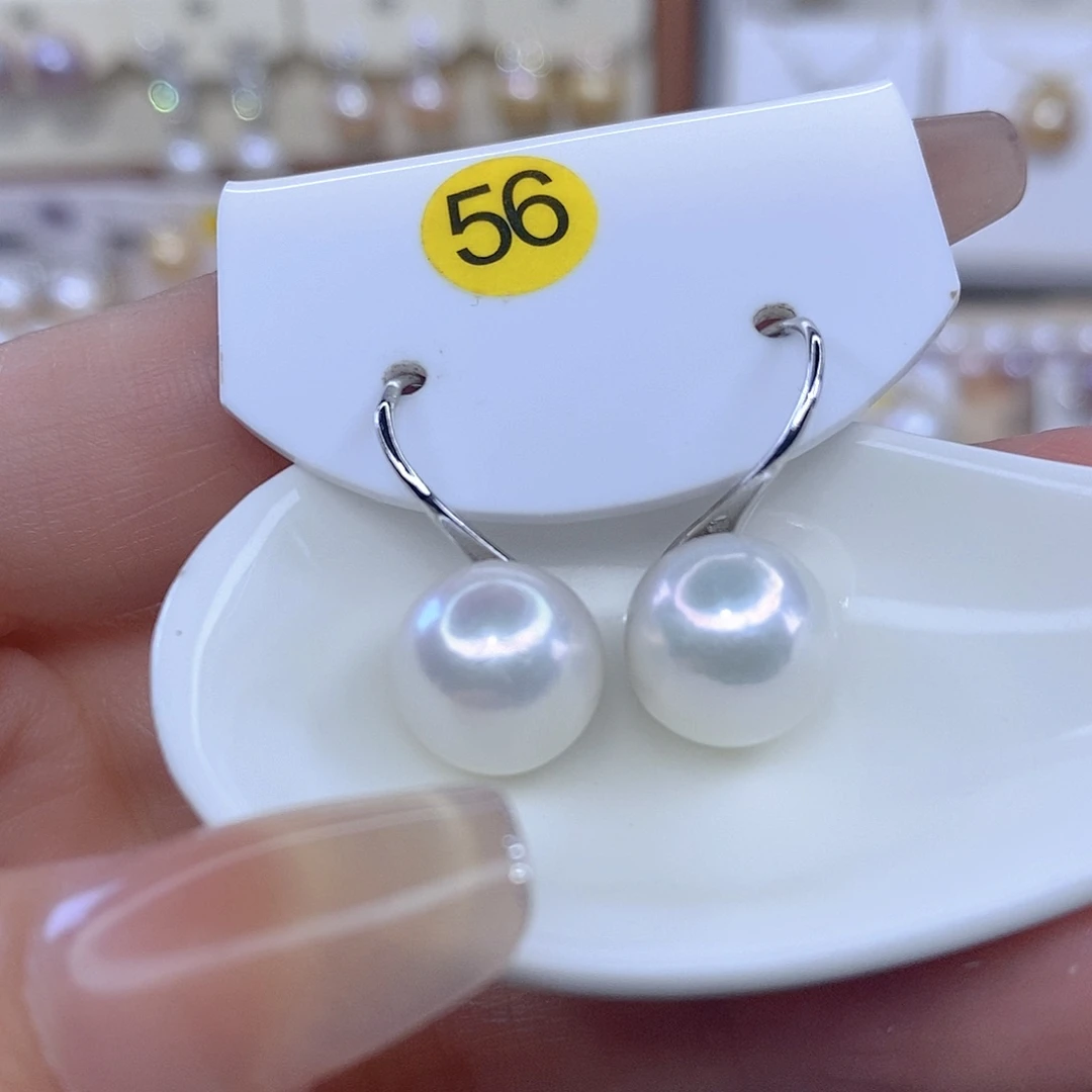 淡水珍珠银S925镶嵌耳饰