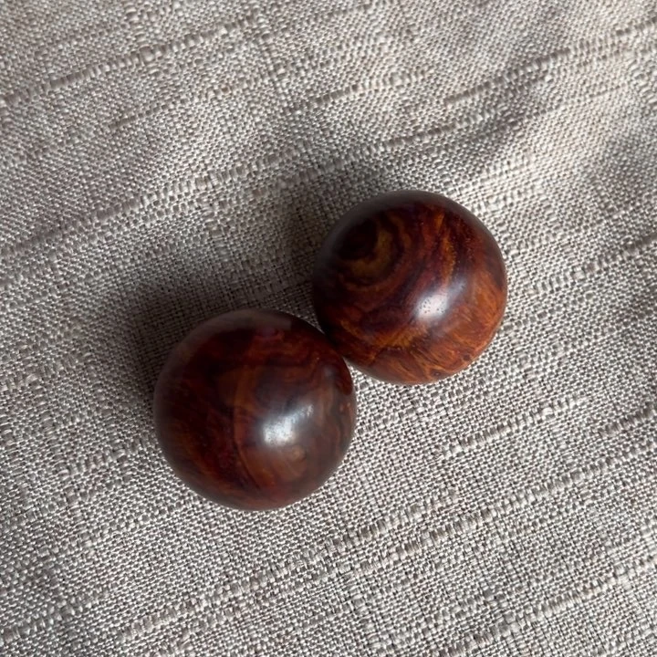 s***e把件黄花梨/降香黄檀