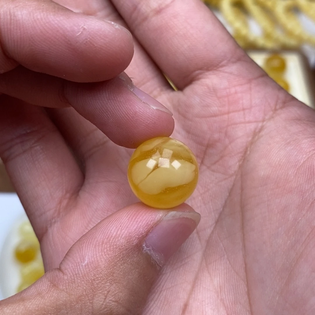 琥珀未镶嵌珠宝奇石15.7尺寸