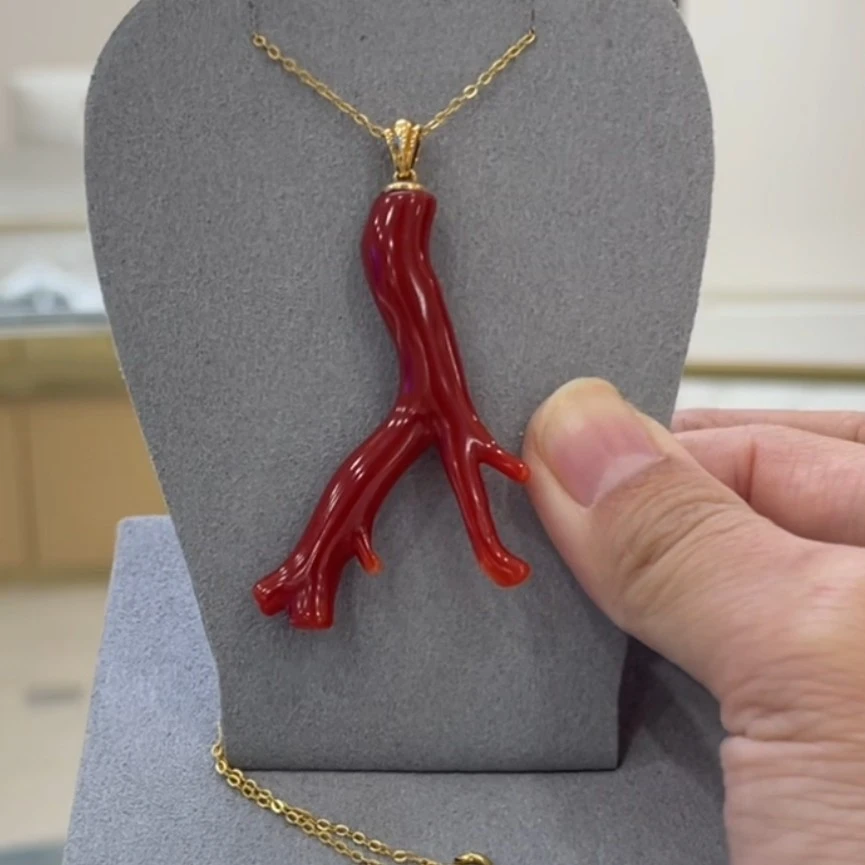 天然宝石红珊瑚吊坠