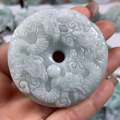 翡翠颈饰未镶嵌九龙扣两面工福利