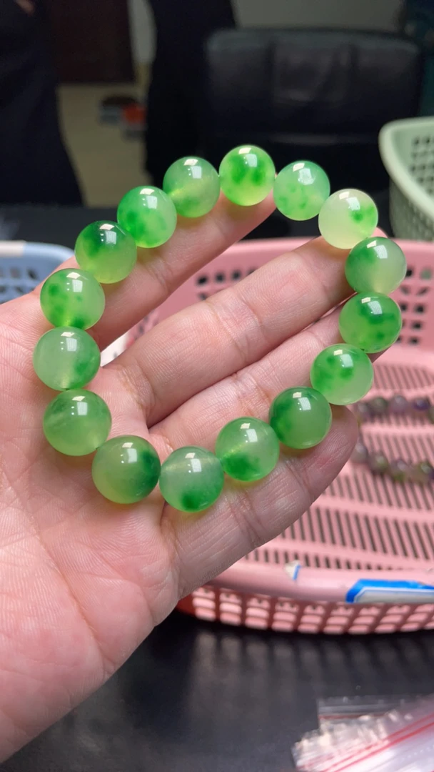 B246  卡13 飘花手串
