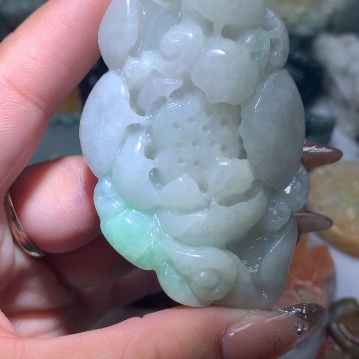 翡翠未镶嵌颈饰保真天然A货翡翠