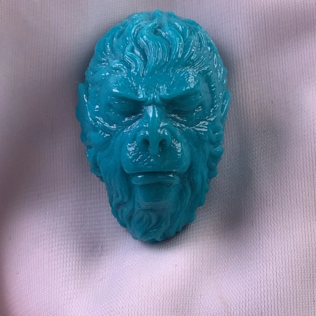 绿松石未镶嵌珠宝奇石战斗圣佛