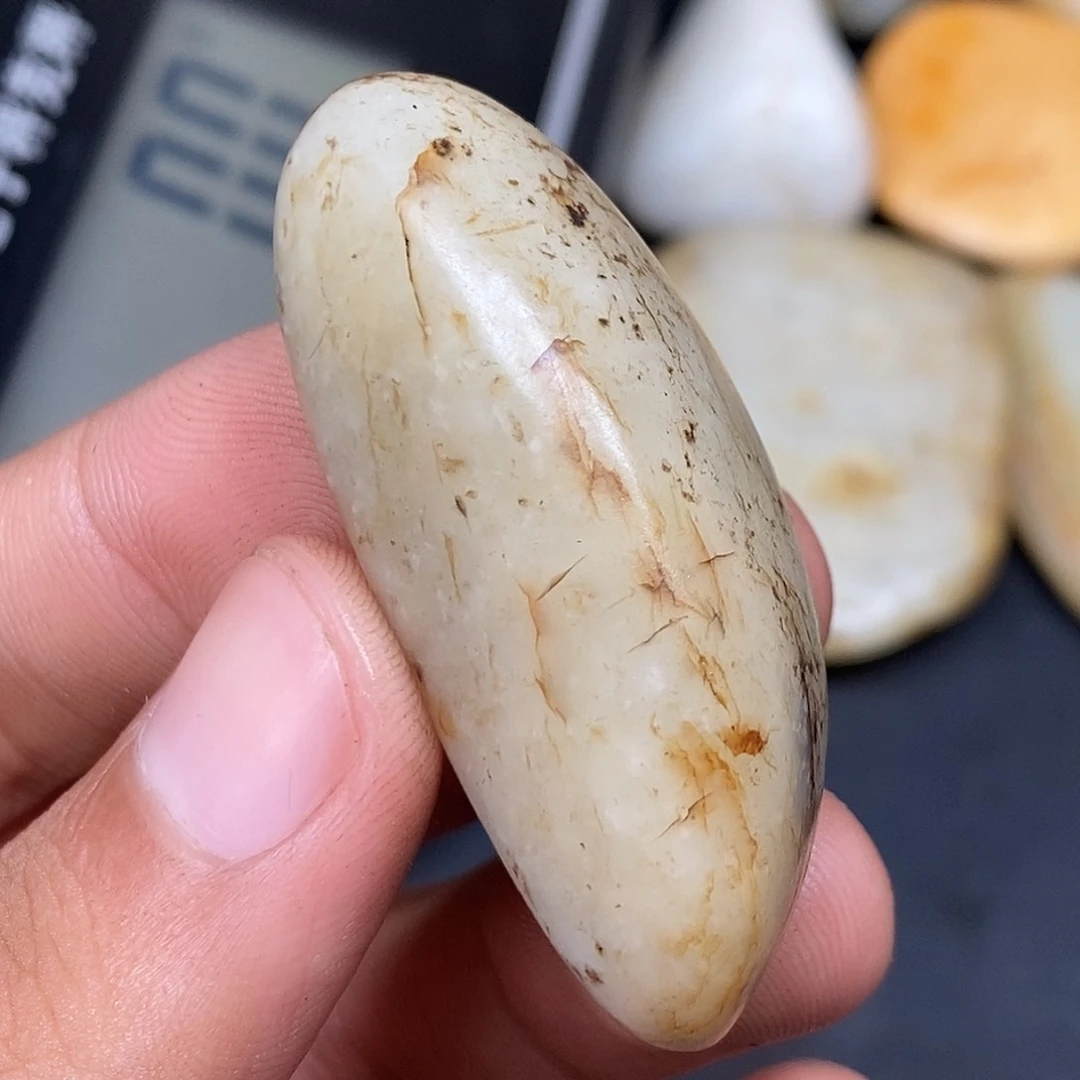 和田玉（糖玉）未镶嵌挂件