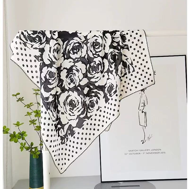 100%桑蚕丝【波点茶花】65方巾真丝双绉丝巾手工勾花边B251