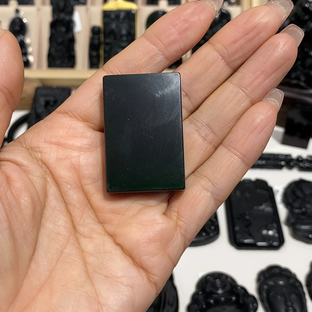 L***n岫玉未镶嵌纯天然岫玉颈饰