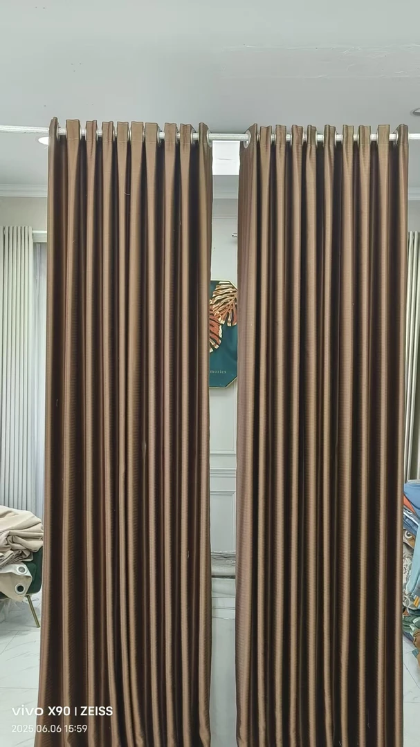 成品窗帘301咖色遮光布  （中间对开）