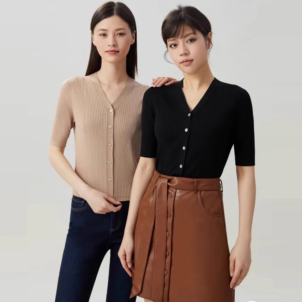 【商场同款】夏季V领坑条中袖冰丝针织衫时尚百搭显瘦薄开衫A400870