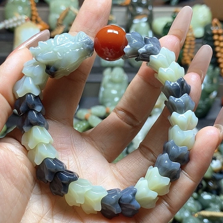手串未镶嵌和田玉