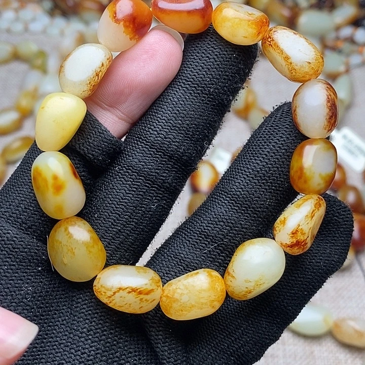 和田玉未镶嵌手链