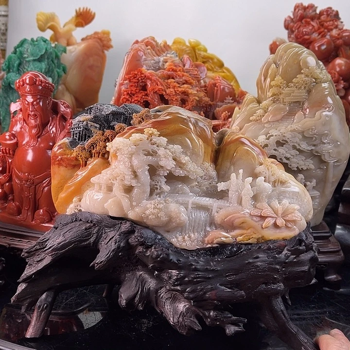 寿山石万里江山图