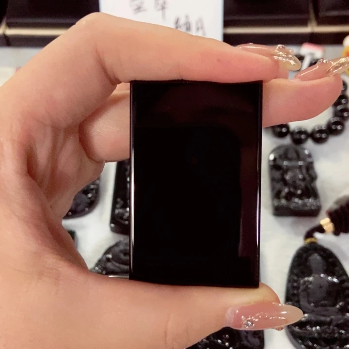 武***爷颈饰未镶嵌翡翠翡翠