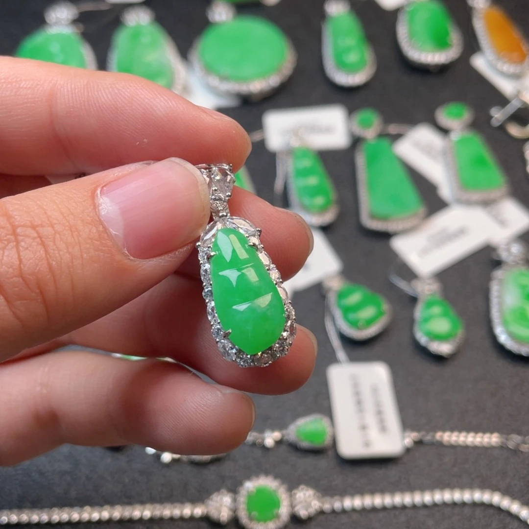 翡翠吊坠(不含链)银S925镶嵌