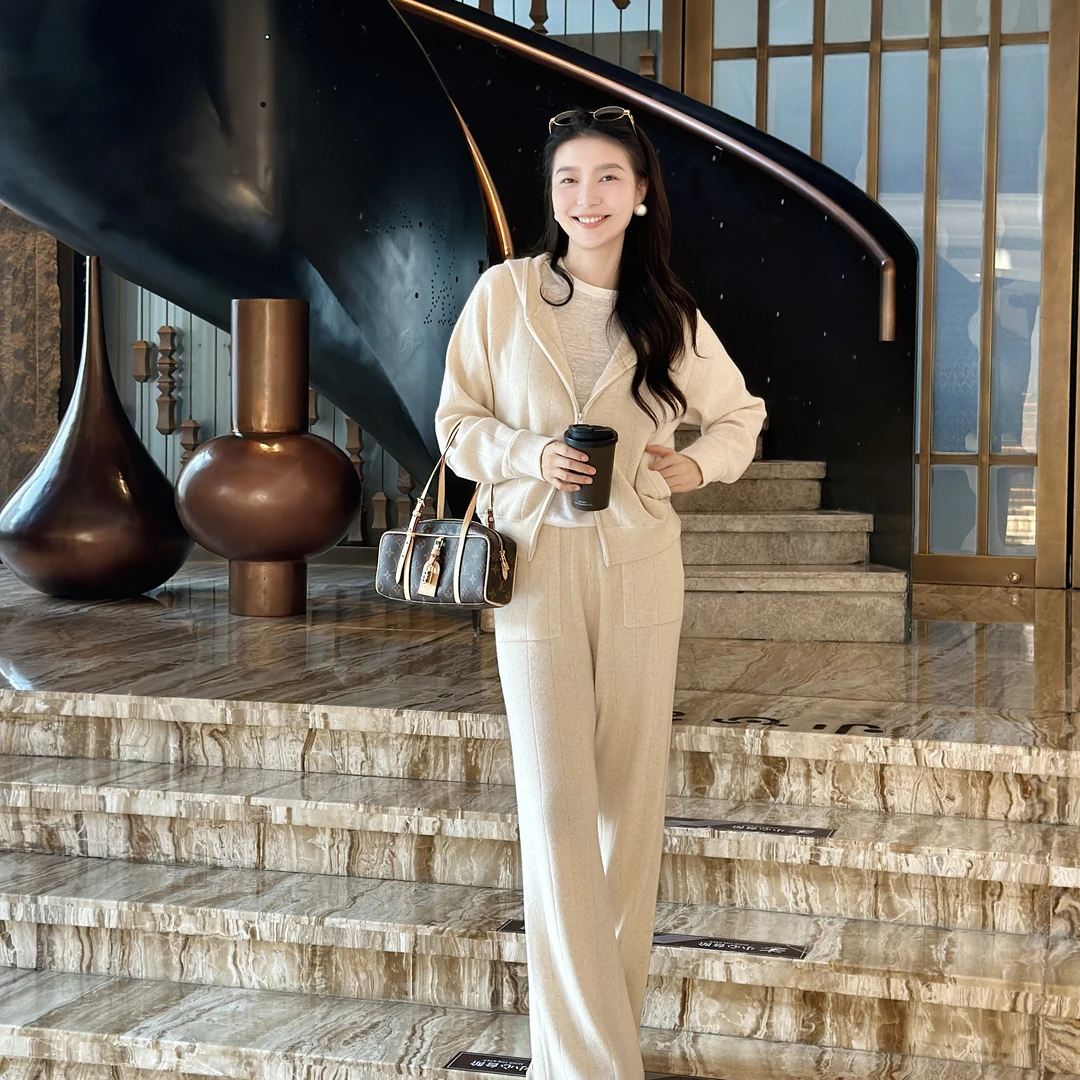 Museje Moye新款羊毛针织套装