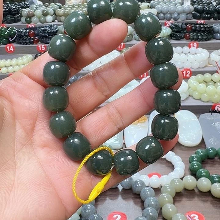 未镶嵌手链和田玉新疆若羌青黄口料老型卡14