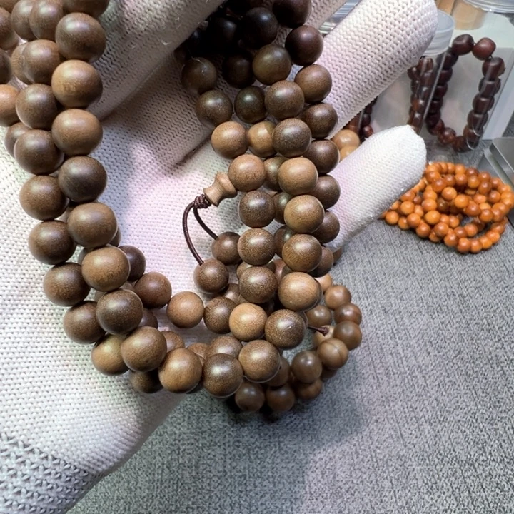 風***誤木檀香木0.8……108阴沉